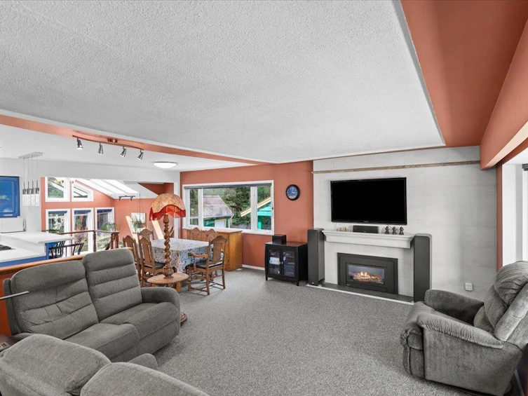1866 Eastern Drive, Port Coquitlam, BC, V3C 2T6 - 13