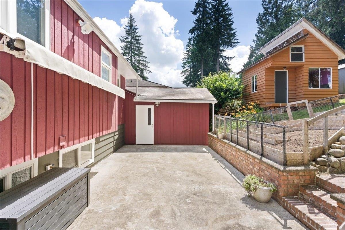 1866 Eastern Drive, Port Coquitlam, BC, V3C 2T6 - 30