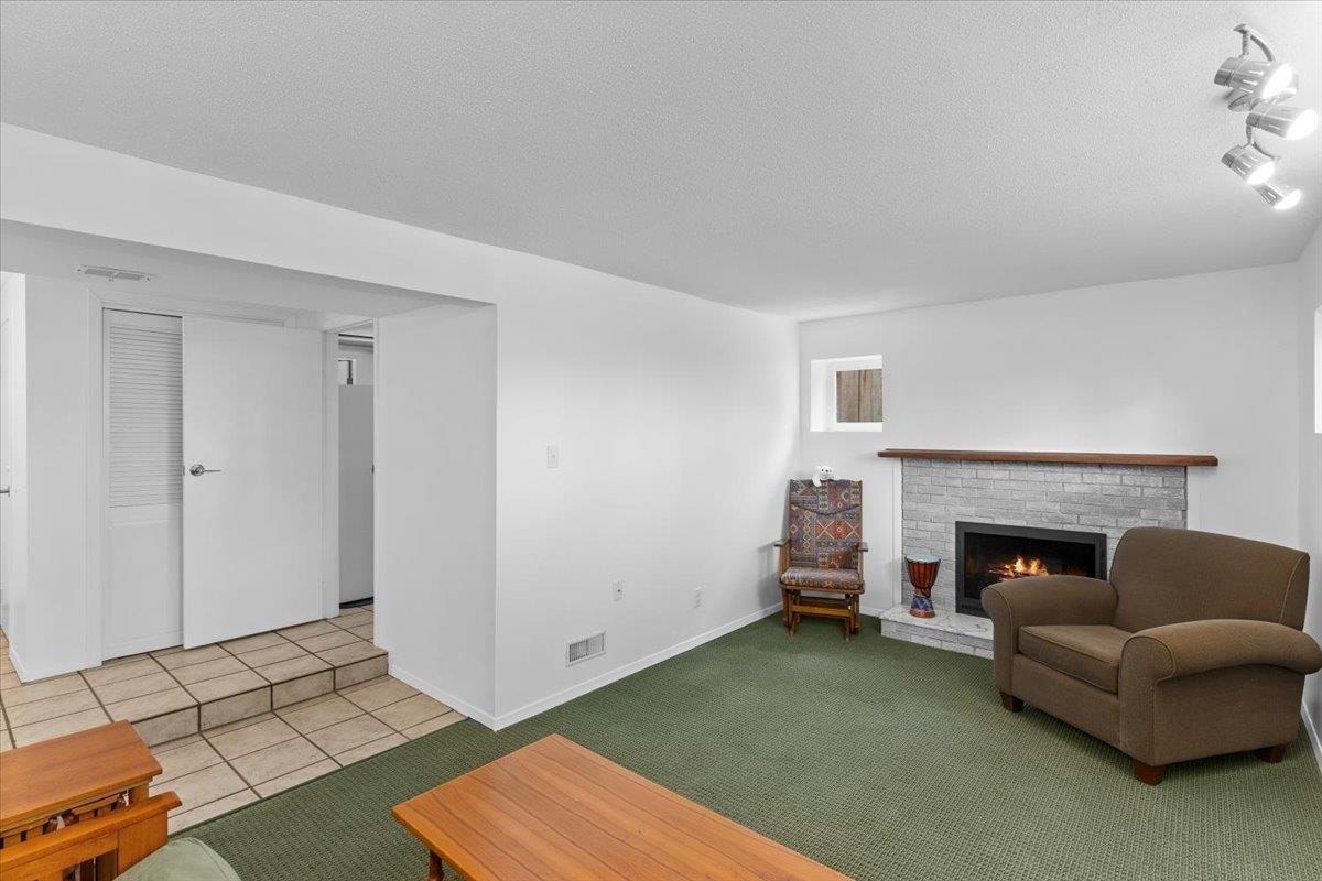 1866 Eastern Drive, Port Coquitlam, BC, V3C 2T6 - 16