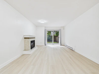 7-5525 Halley Avenue - 4
