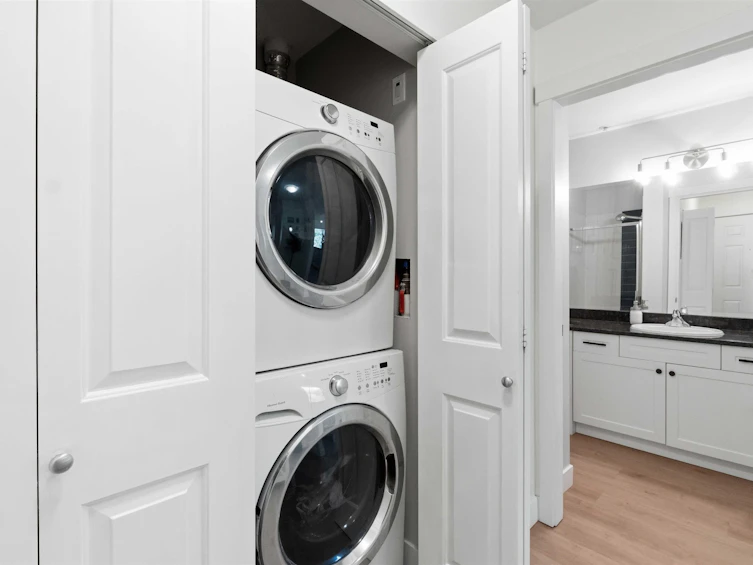 410-19340 65 Avenue, Surrey, BC, V4N 0A3 - 18