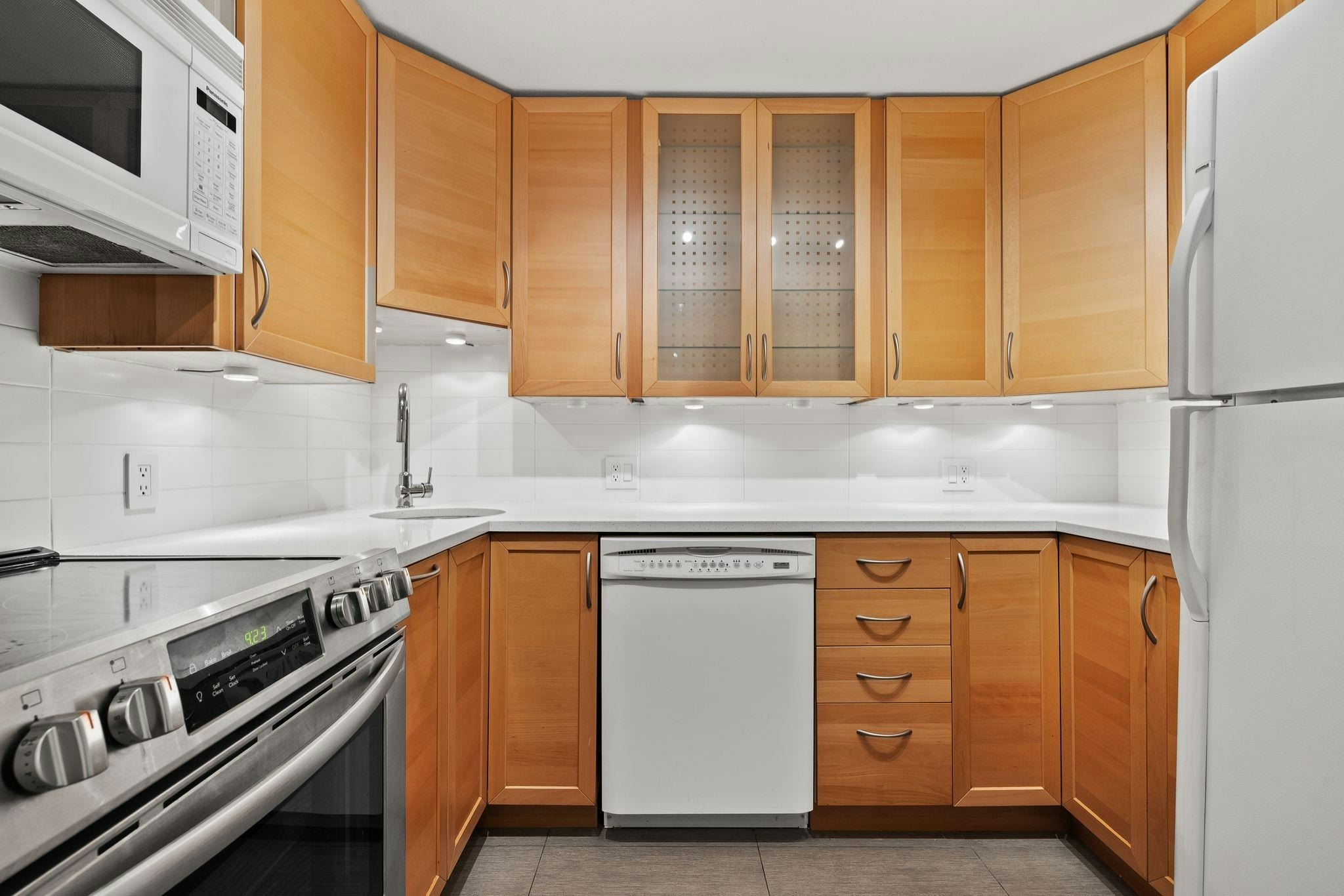 104-925 W 15th Avenue, Vancouver, BC, V5Z 1S1 - 11