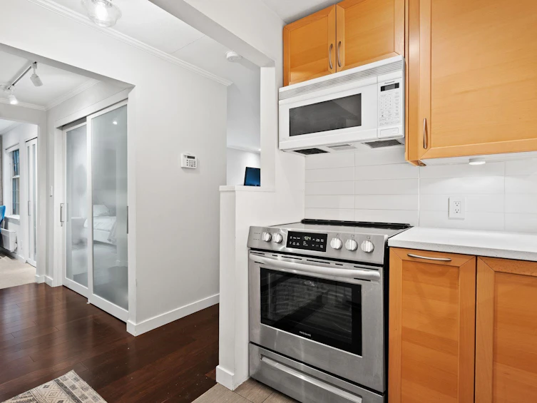 104-925 W 15th Avenue, Vancouver, BC, V5Z 1S1 - 12