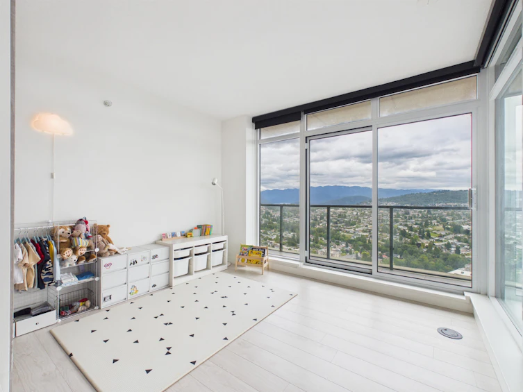 4906-4880 Lougheed Highway, Burnaby, BC, V5C 0N1 - 11