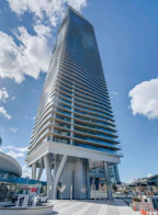 4906 4880 Lougheed Highway