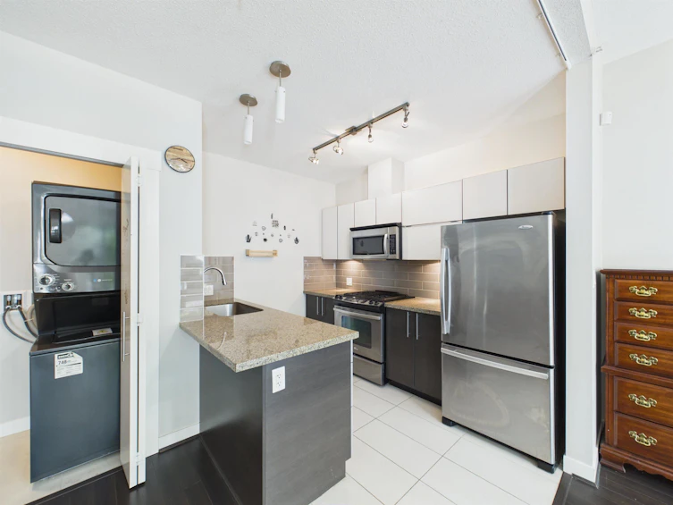 3-6733 Buswell Street, Richmond, BC, V6Y 0E3 - 4