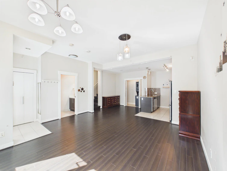 3-6733 Buswell Street, Richmond, BC, V6Y 0E3