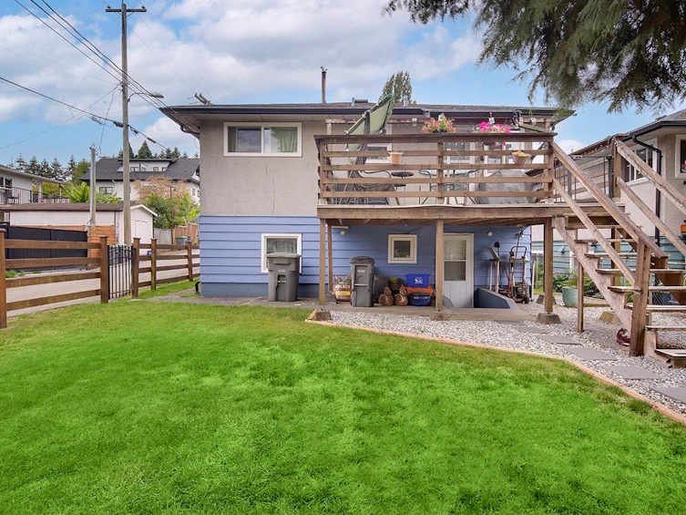 2137 20th Avenue, Vancouver, BC, V5N 2L4 - 6