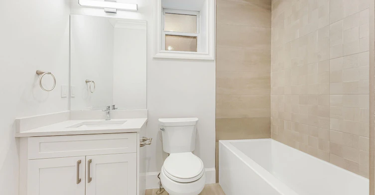 A-3814 W 17 Avenue, Vancouver, BC, V6S 2H5 - 3