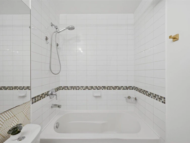 19-621 Langside Avenue, Coquitlam, BC, V3J 0A8 - 22
