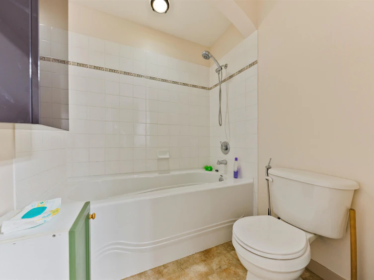 207-33485 South Fraser Way, Abbotsford, BC, V2S 8P9 - 18