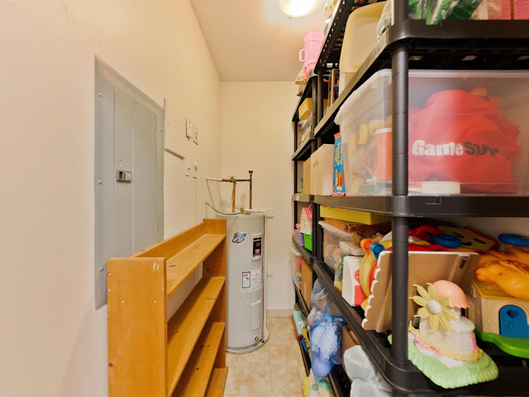 207-33485 South Fraser Way, Abbotsford, BC, V2S 8P9 - 27