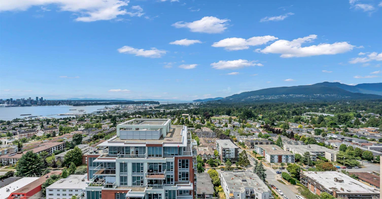 2101-128 W 15th Street, North Vancouver, BC, V7M 1R5