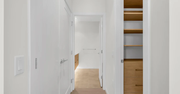 2101-128 W 15th Street, North Vancouver, BC, V7M 1R5 - 9
