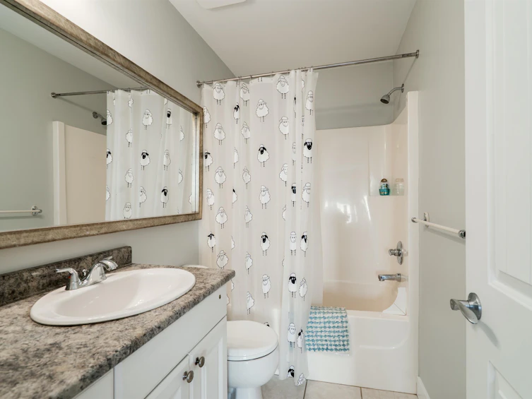 330 Richmond Street, New Westminster, BC, V3L 4B8 - 22