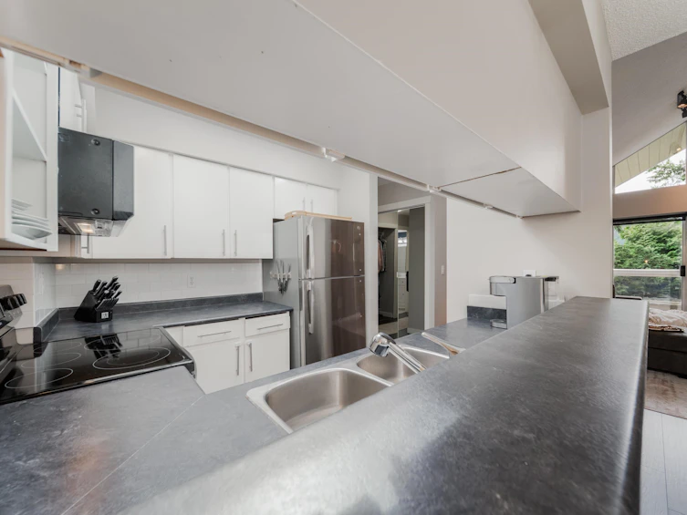 307-932 Robinson Street, Coquitlam, BC, V3J 7R8 - 13