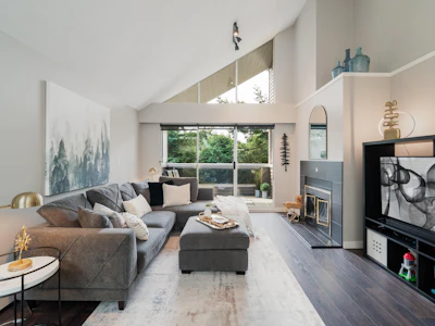 307-932 Robinson Street - 2