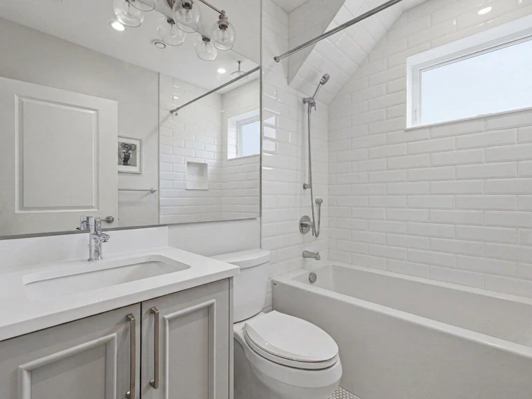 1242 E 23rd Avenue, Vancouver, BC, V5V 1Y9 - 23
