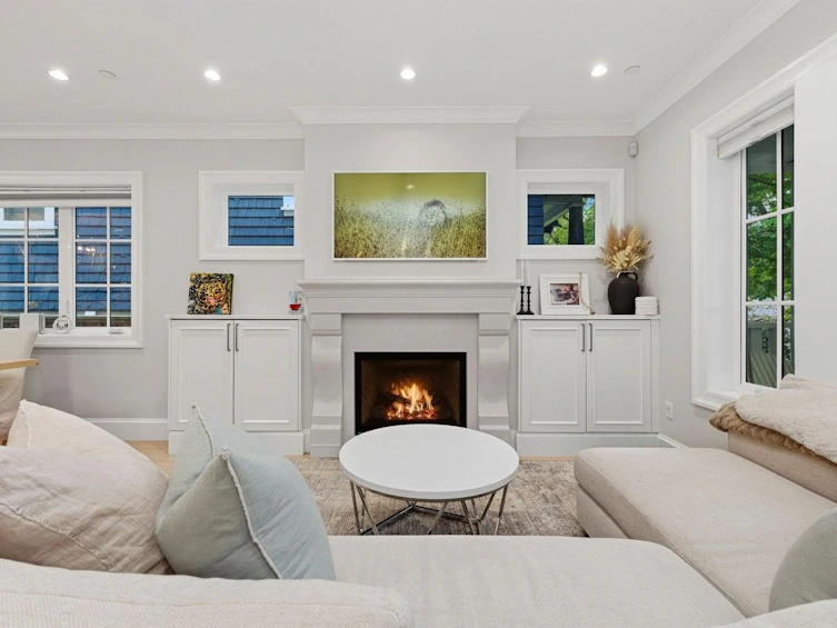 1242 E 23rd Avenue, Vancouver, BC, V5V 1Y9 - 3
