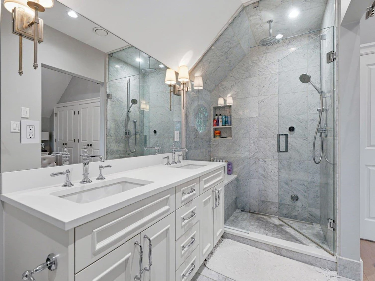 1242 E 23rd Avenue, Vancouver, BC, V5V 1Y9 - 19