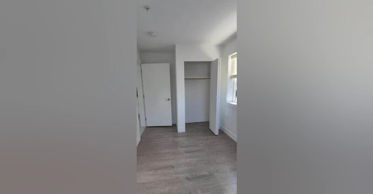 33xx Price Street, Vancouver, BC, V5R 5P8 - 6