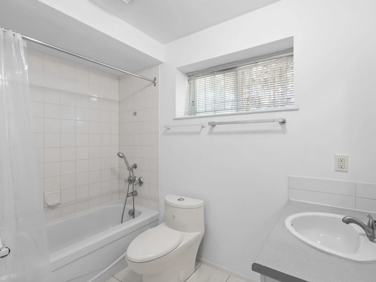 2905 Cliffrose Crescent, Coquitlam, BC, V3E 2S9 - 31