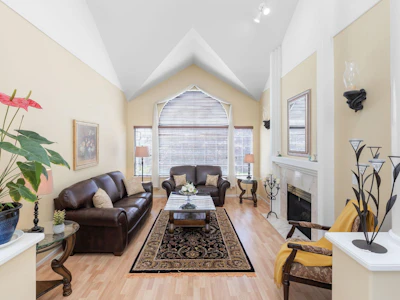 2905 Cliffrose Crescent - 3