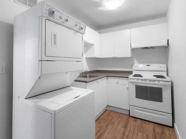 2905 Cliffrose Crescent, Coquitlam, BC, V3E 2S9 - 29
