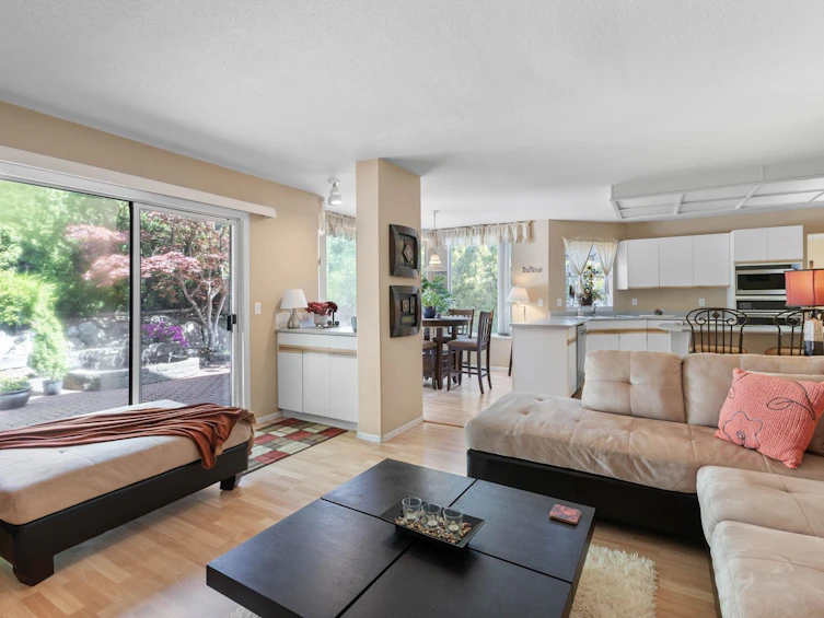 2905 Cliffrose Crescent, Coquitlam, BC, V3E 2S9 - 12
