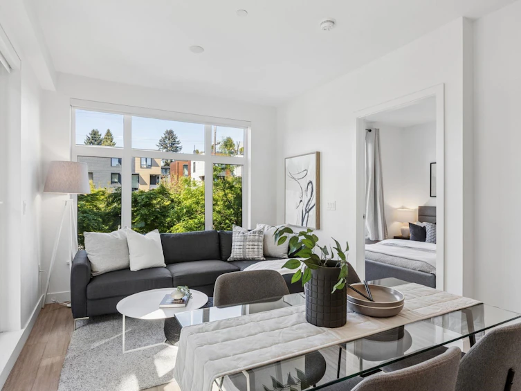 201-707 E 3 Street, North Vancouver, BC, V7L 1G8 - 8
