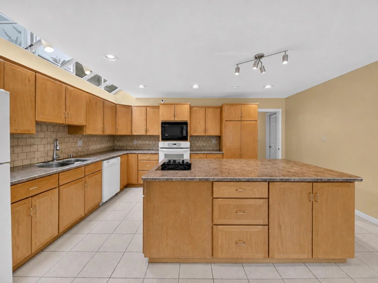 4055 W 31st Avenue, Vancouver, BC, V6S 1Y7 - 13