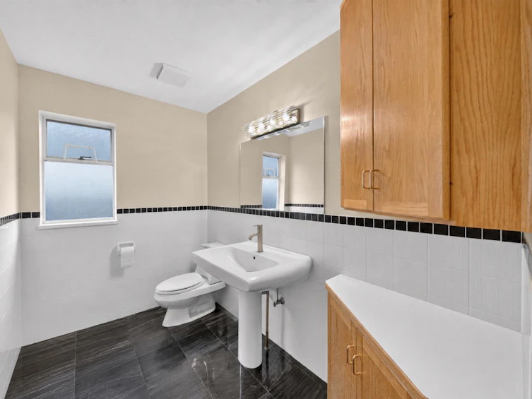 4055 W 31st Avenue, Vancouver, BC, V6S 1Y7 - 7