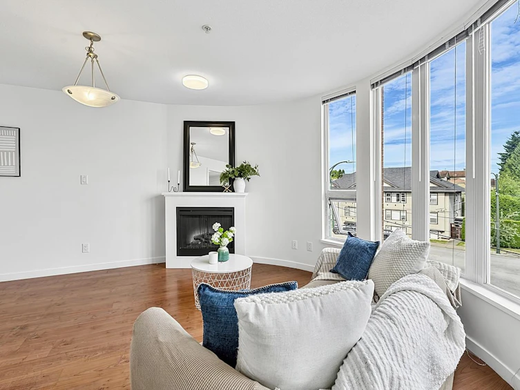 309-3089 Oak Street, Vancouver, BC, V6H 2K8 - 9