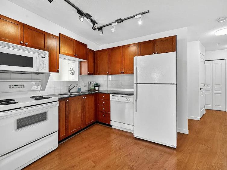 309-3089 Oak Street, Vancouver, BC, V6H 2K8 - 6