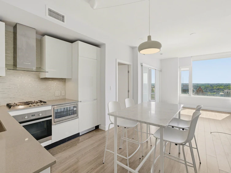 3605-1283 Howe Street, Vancouver, BC, V6Z 0E3 - 2