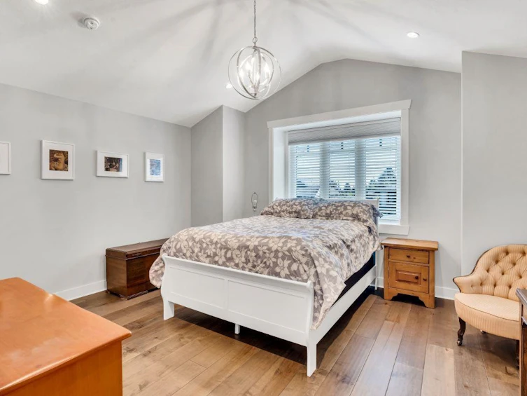738 E 13th Street, North Vancouver, BC, V7L 2M7 - 14