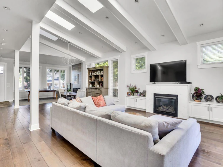 738 E 13th Street, North Vancouver, BC, V7L 2M7 - 8