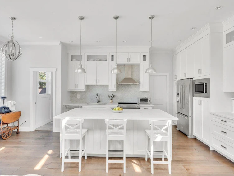 738 E 13th Street, North Vancouver, BC, V7L 2M7 - 5