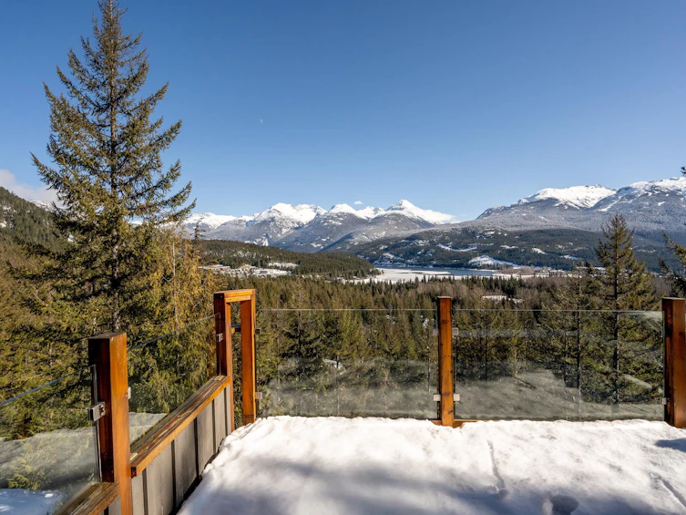 8373 Mountain View Drive, Whistler, BC, V8E 0G3 - 3