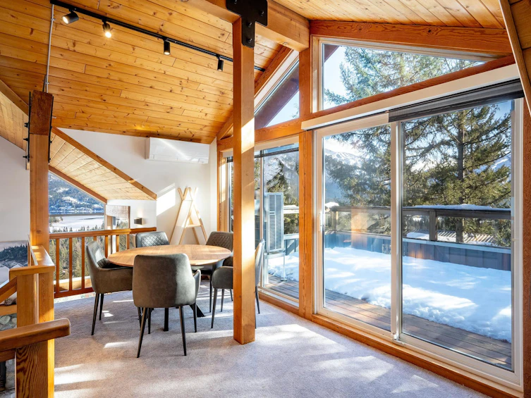 8373 Mountain View Drive, Whistler, BC, V8E 0G3 - 16