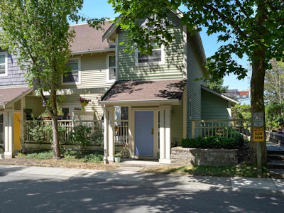 38-1700 56 Street - 2