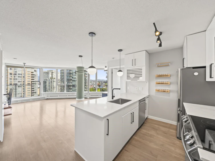 2202-689 Abbott Street, Vancouver, BC, V6B 0J2
