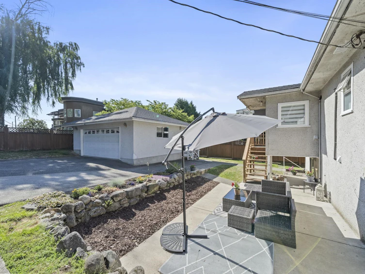 2510 Camrose Drive, Burnaby, BC, V5A 2Y5 - 38