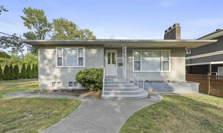 2510 Camrose Drive