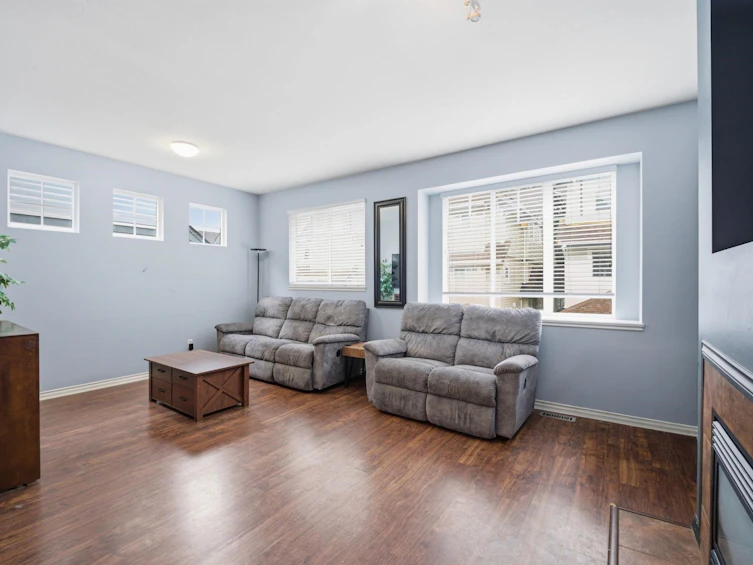 5-20582 67 Avenue, Langley, BC, V2Y 3B2 - 2