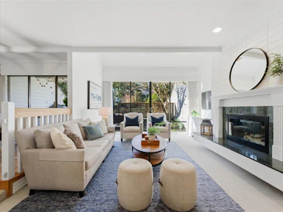 15-4957 Marine Drive - 5