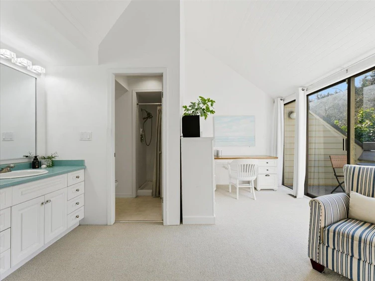 15-4957 Marine Drive, West Vancouver, BC, V7W 2P5 - 15