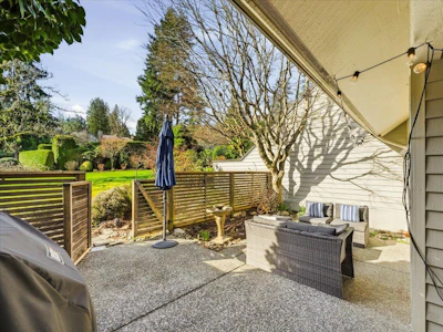 15-4957 Marine Drive - 4