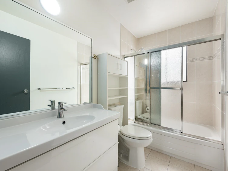 9241 Kingsley Court, Richmond, BC, V7A 4V8 - 17