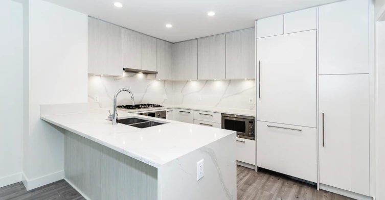 238-2035 Glenaire Drive, North Vancouver, BC, V7P 1Y2 - 2